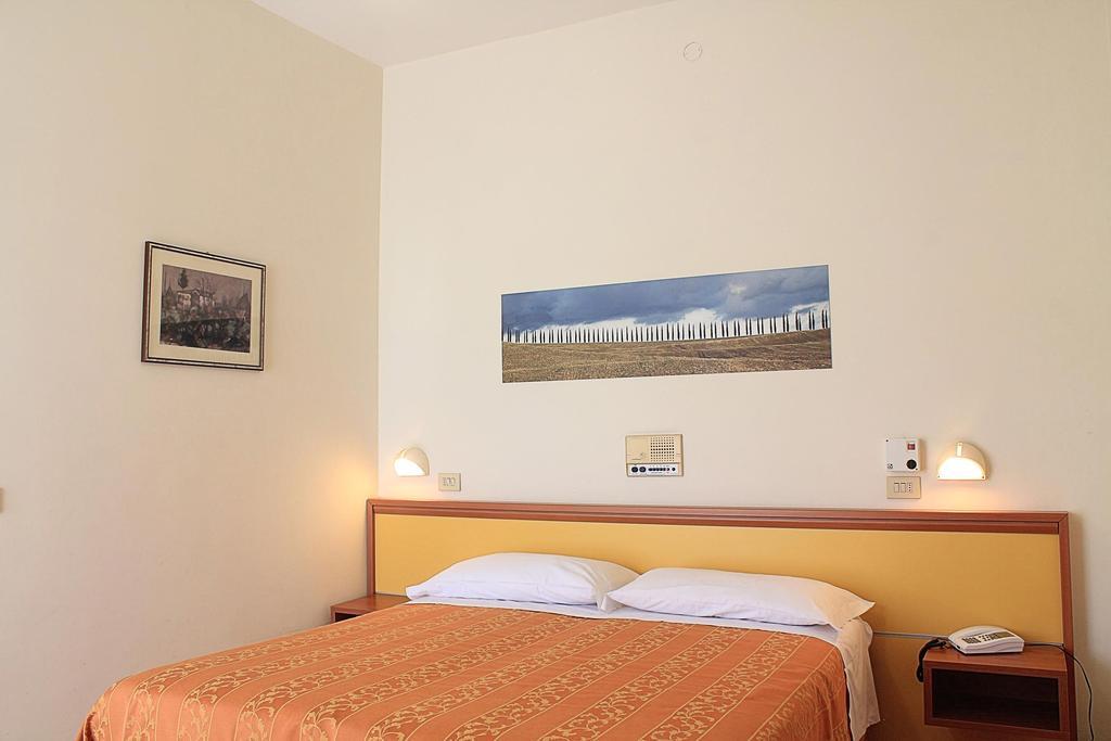Hotel Saturno Chianciano Terme Exterior photo
