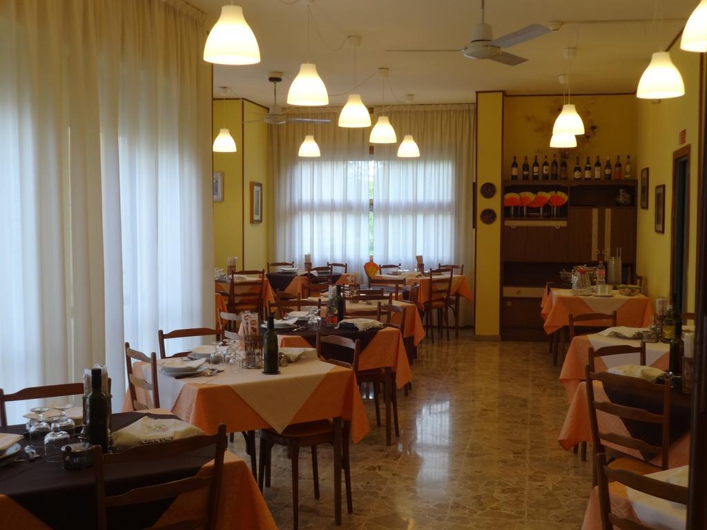 Hotel Saturno Chianciano Terme Exterior photo