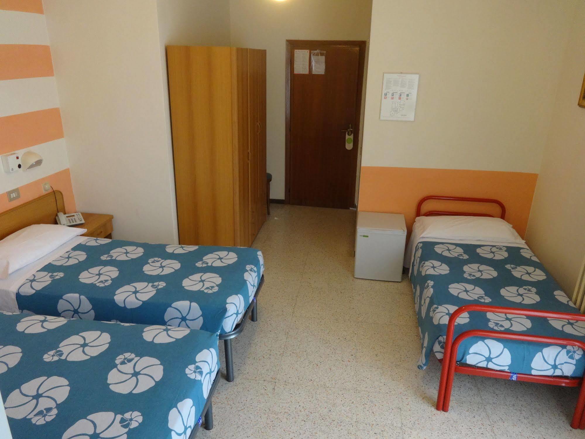 Hotel Saturno Chianciano Terme Exterior photo